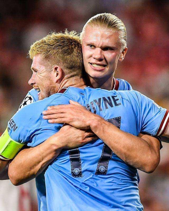 半场：热那亚1-1佛罗伦萨，厄斯蒂高破门，古德蒙德松点射（半场战报：热那亚1-1佛罗伦萨，厄斯蒂高建功，古德蒙德松点射）