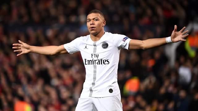 联赛不用让路了，国足2026年国际比赛日期间不会提前组织集训（2026年国际比赛日联赛照常进行，国足不提前集训）