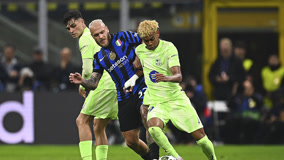 阿隆索：拉莫斯对我影响很大；很意外阿扎尔在皇马没有成功（阿隆索：深受拉莫斯熏陶；惊讶阿扎尔未在皇马取得成功）