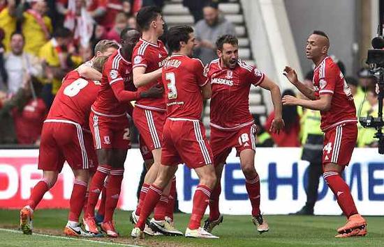 2025成都乒联混团世界杯，中国8-0胜韩，日8-3胜德，张本智和状态不佳，恐难晋级决赛。（2025成都乒联混团世界杯：中国8-0韩国、日本8-3德国，张本智和状态低迷，晋级决赛前景堪忧）