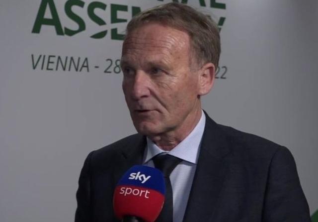 丘库埃泽：我在米兰机会不够；我想念米兰，他们能拿意甲冠军（丘库埃泽：在米兰机会有限，我仍想念他们并看好夺得意甲冠军）