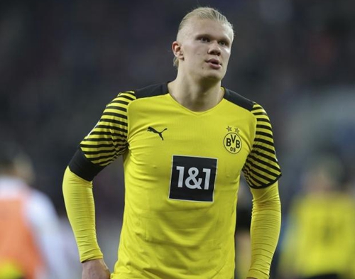 欧冠：巴黎客场2-1逆转曼联（欧冠：巴黎客场2-1逆转战胜曼联）