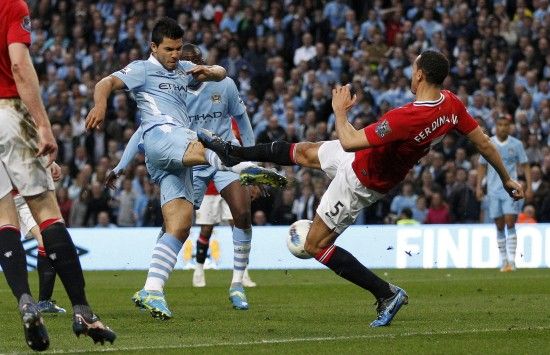 伦敦杀手！格纳布里3次欧冠客战伦敦球队斩7球1助攻（伦敦克星！格纳布里欧冠三次做客伦敦轰7球送1助）